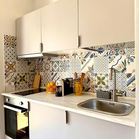 Bluemarine Beachfront Apartment